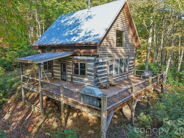 755 Hollyberry Lane , Marshall, NC 28753