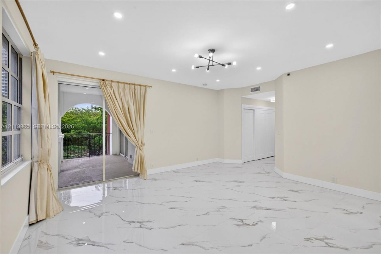 3900 Island Blvd , Unit B408, Aventura, FL 33160 Photo