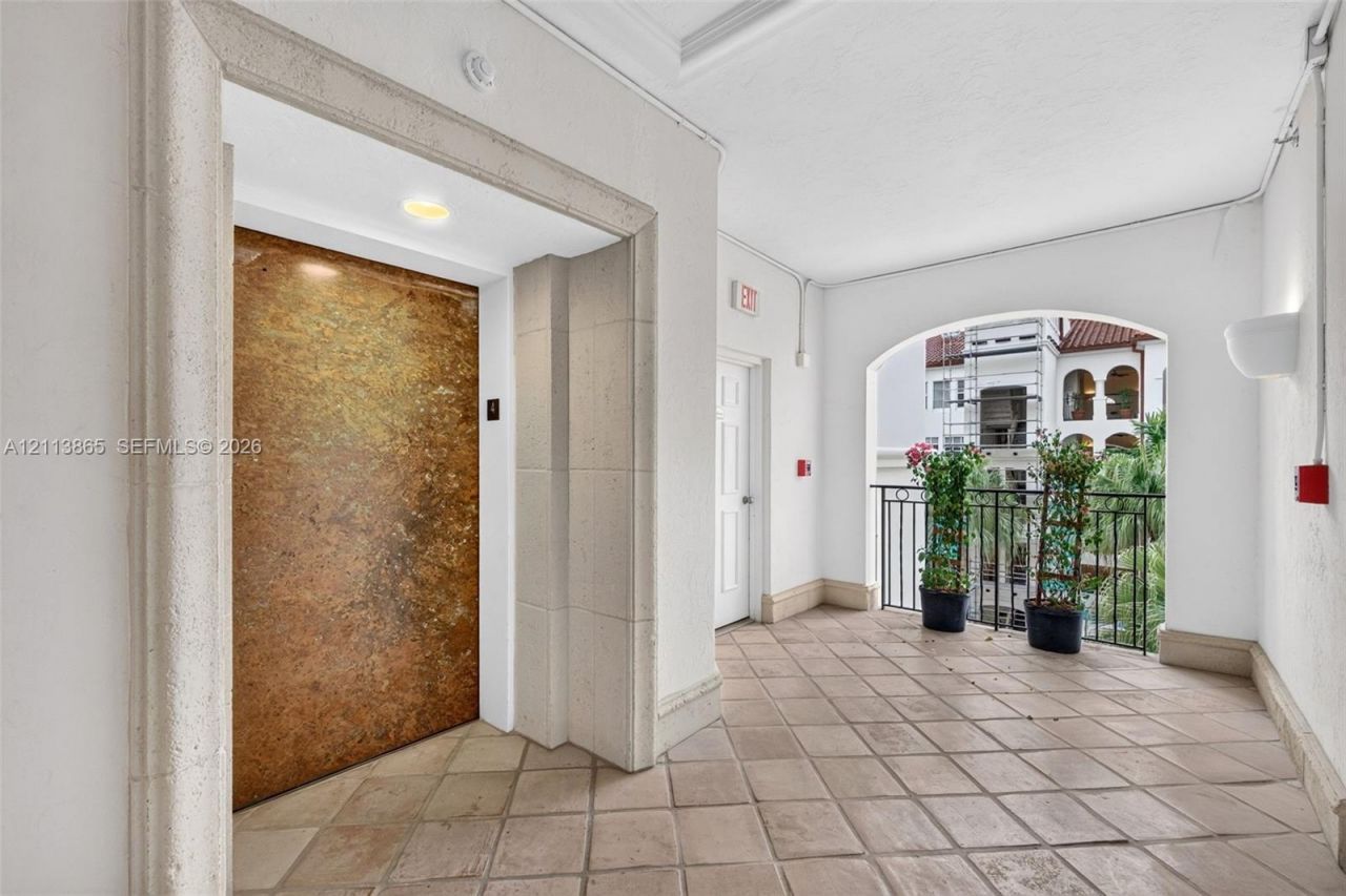 3900 Island Blvd , Unit B408, Aventura, FL 33160 Photo
