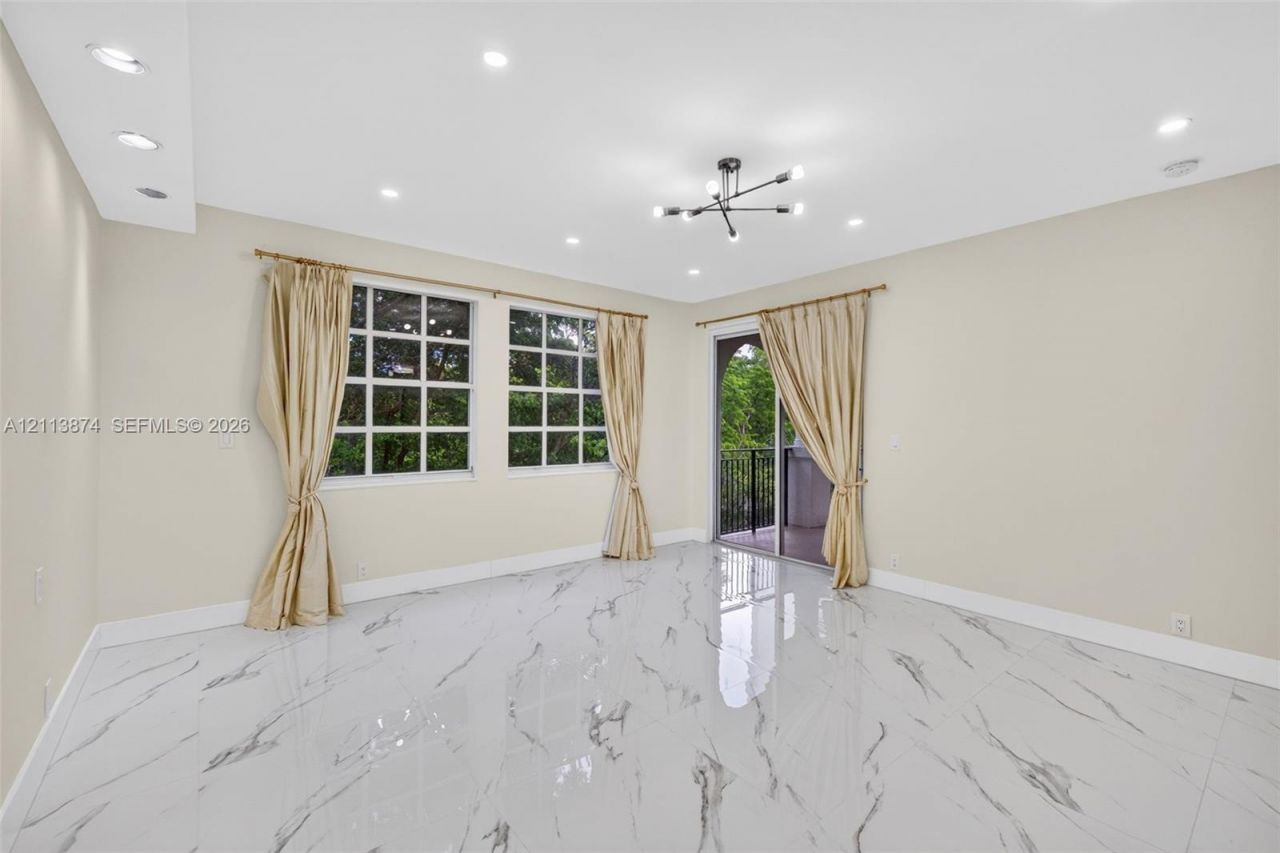 3900 Island Blvd , Unit B408, Aventura, FL 33160 Photo