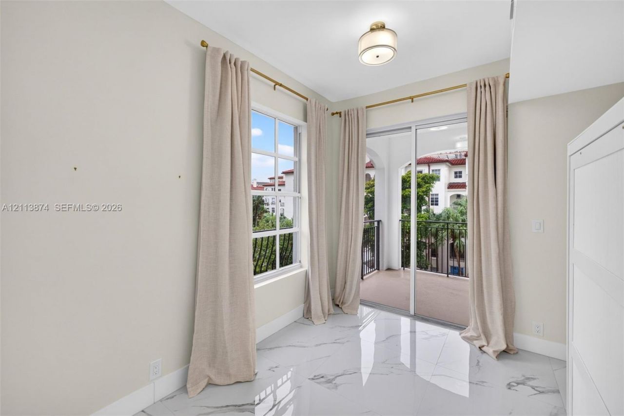 3900 Island Blvd , Unit B408, Aventura, FL 33160 Photo