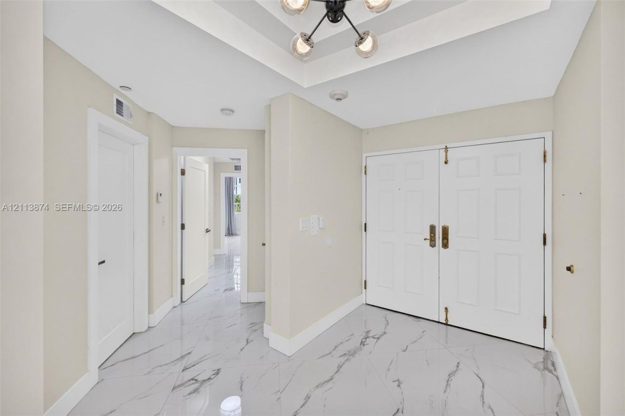 3900 Island Blvd , Unit B408, Aventura, FL 33160 Photo