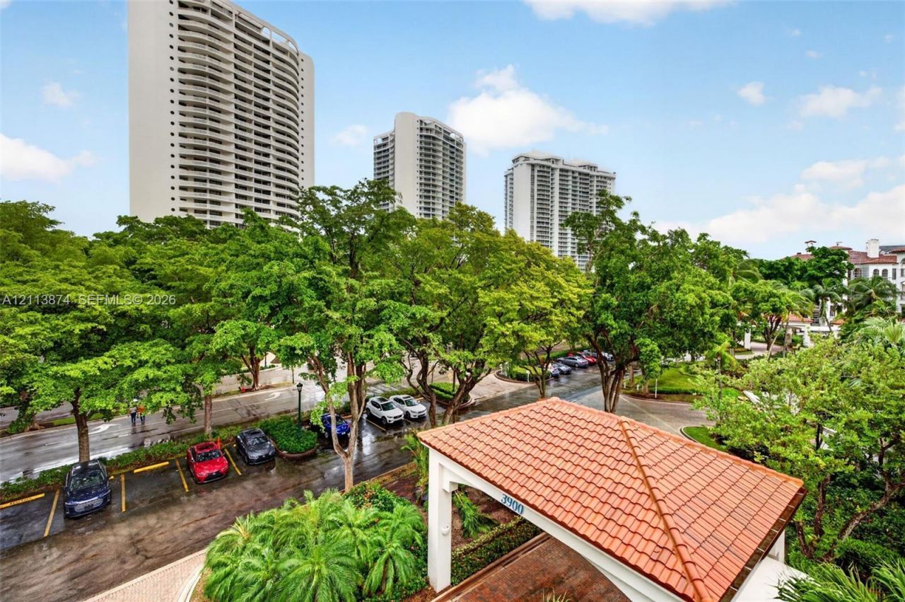 3900 Island Blvd , Unit B408, Aventura, FL 33160 Photo