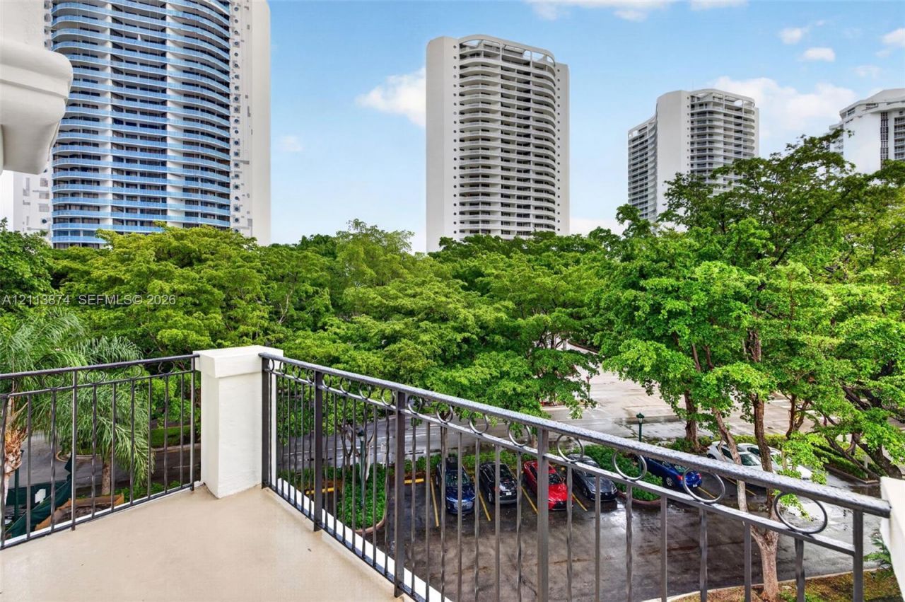 3900 Island Blvd , Unit B408, Aventura, FL 33160 Photo