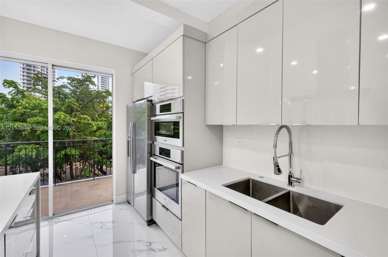3900 Island Blvd , Unit B408, Aventura, FL 33160 Photo