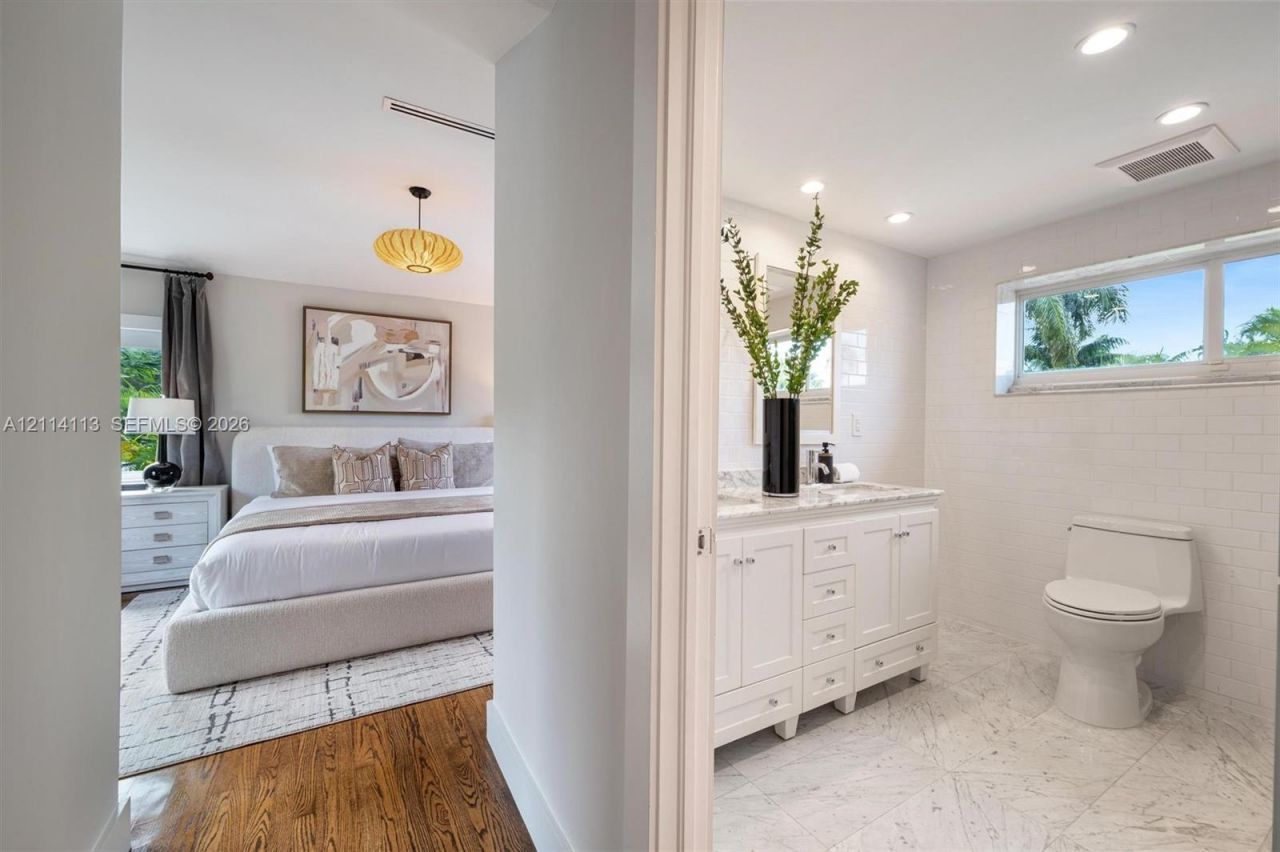 5386 Alton Rd , Miami Beach, FL 33140 Photo