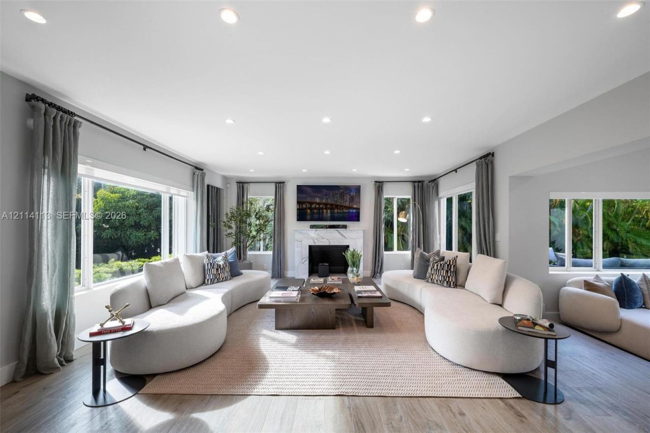 5386 Alton Rd , Miami Beach, FL 33140 Photo