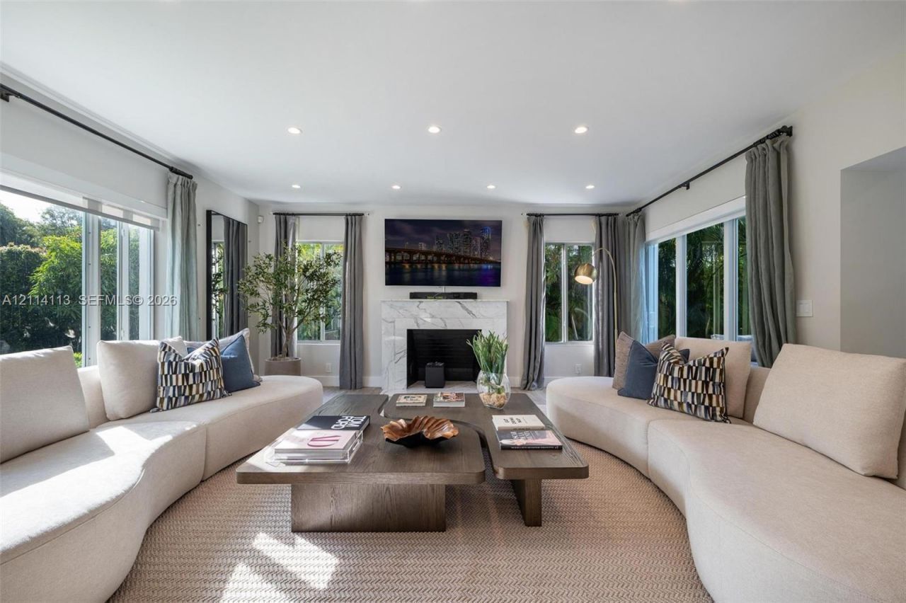 5386 Alton Rd , Miami Beach, FL 33140 Photo