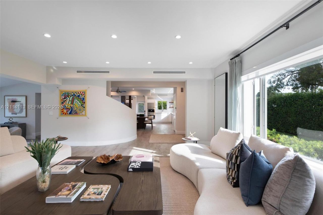 5386 Alton Rd , Miami Beach, FL 33140 Photo