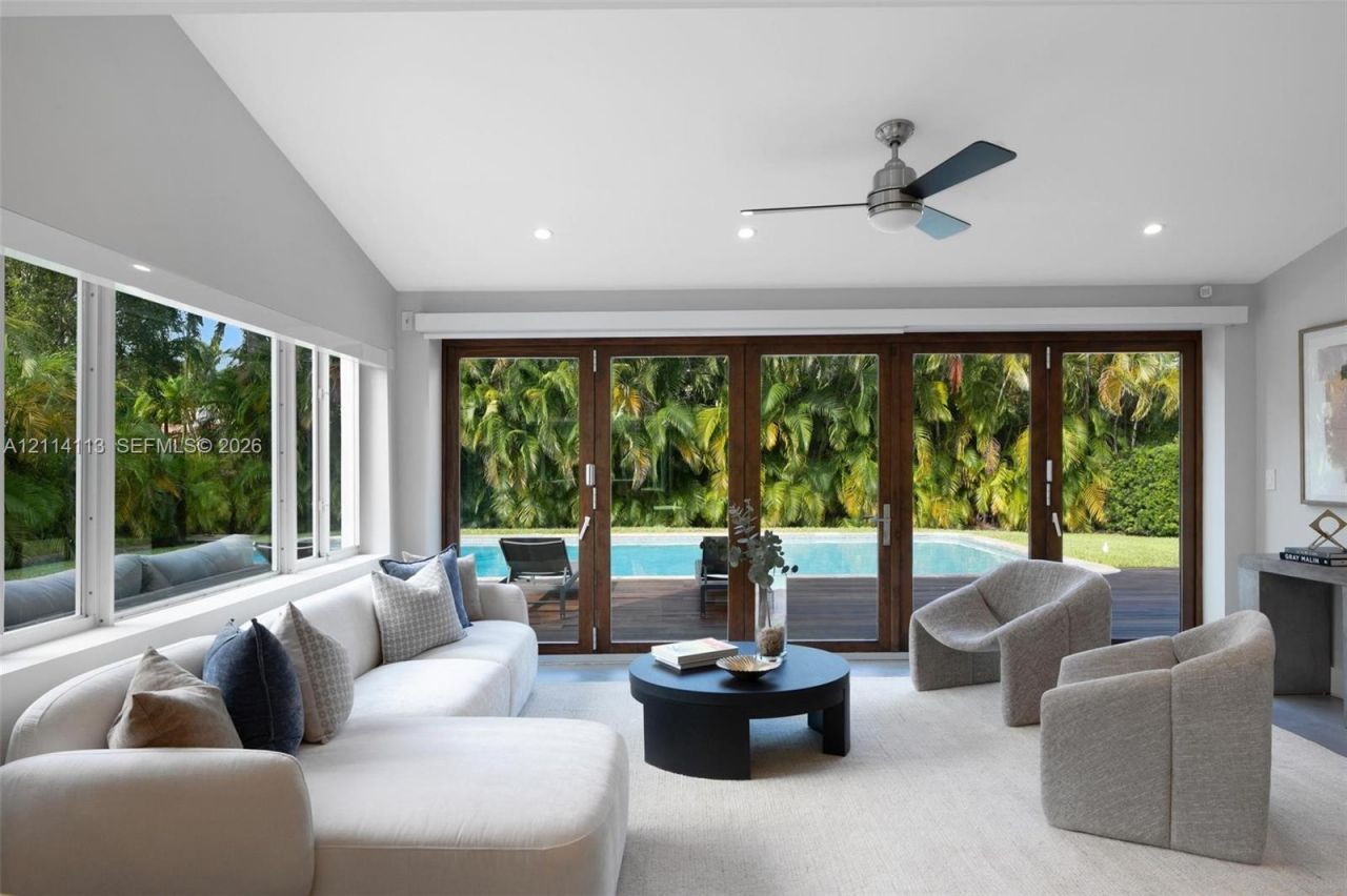 5386 Alton Rd , Miami Beach, FL 33140 Photo