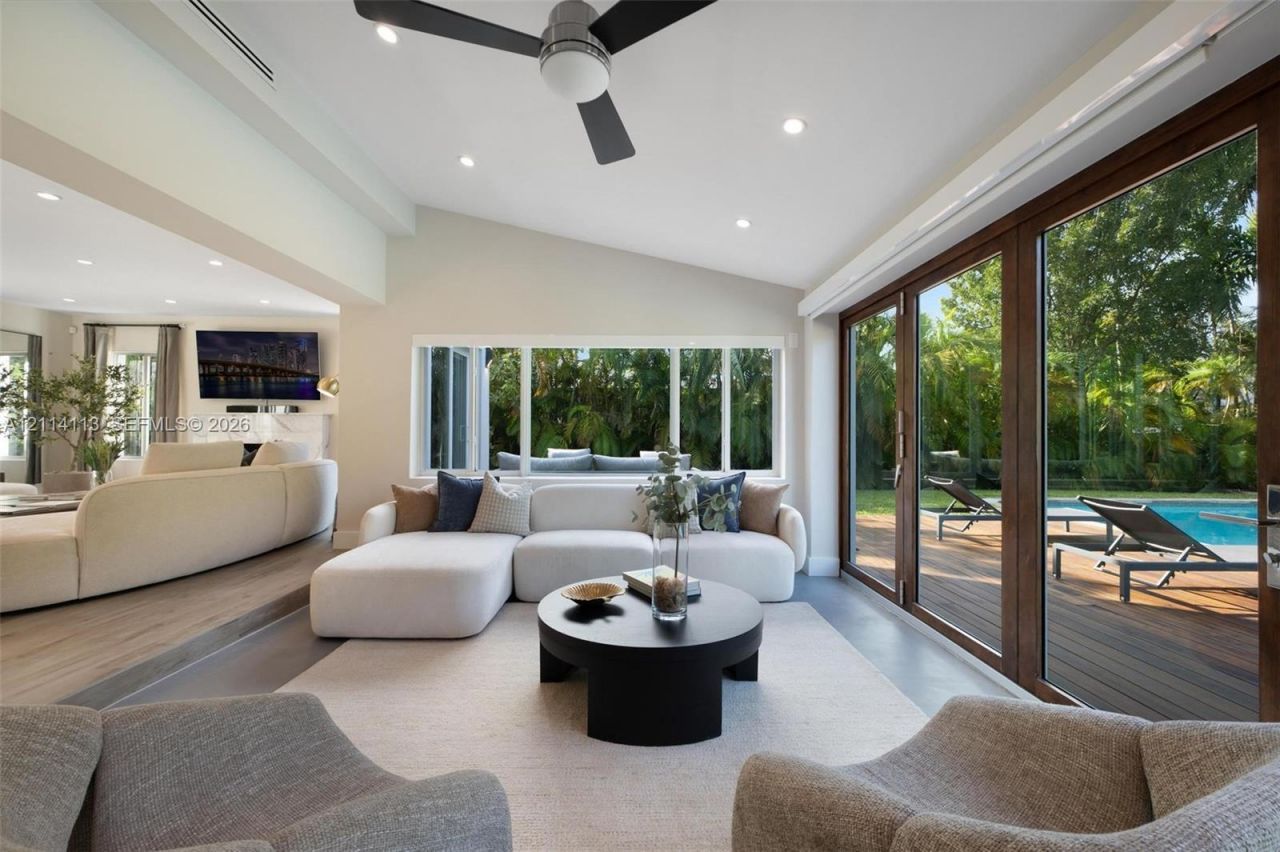 5386 Alton Rd , Miami Beach, FL 33140 Photo