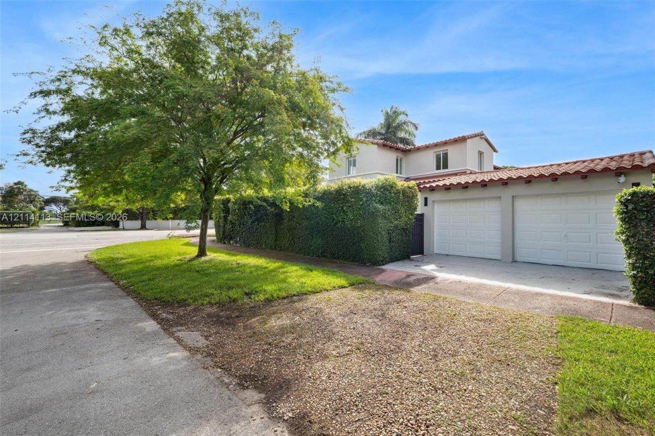 5386 Alton Rd , Miami Beach, FL 33140 Photo