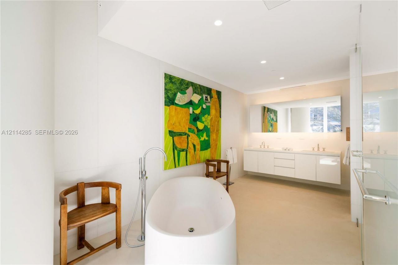 9001 Collins Ave , Unit S-301, Surfside, FL 33154 Photo