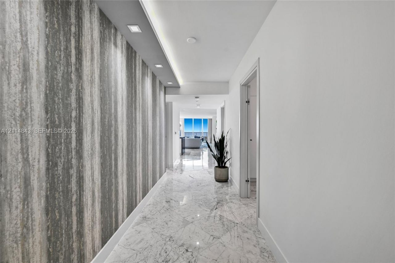 1850 S Ocean Dr , Unit 3001, Hallandale Beach, FL 33009 Photo