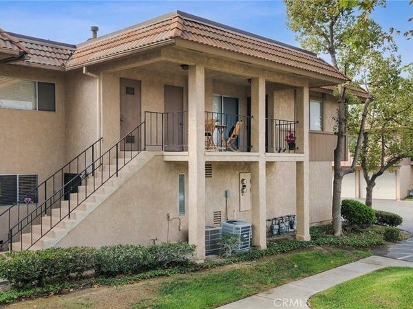 1064 Las Lomas Drive, Unit D, La Habra, CA 90631
