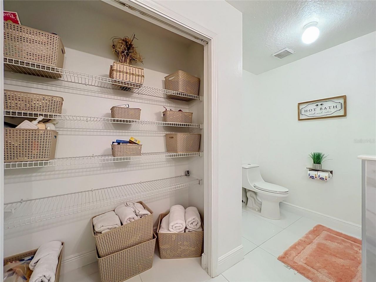 3275 Amberley Park Circle , Kissimmee, FL 34743 Photo