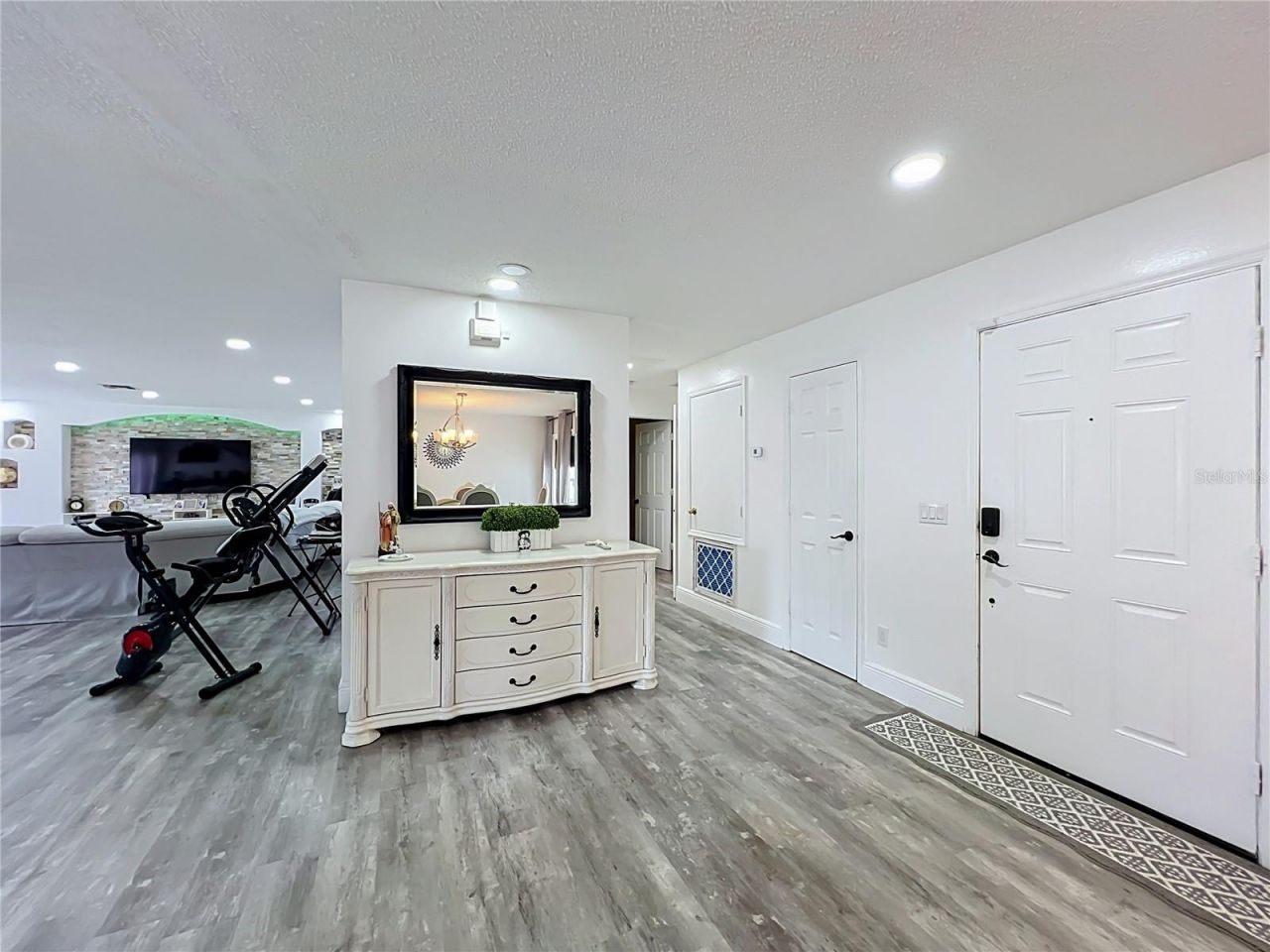 3275 Amberley Park Circle , Kissimmee, FL 34743 Photo