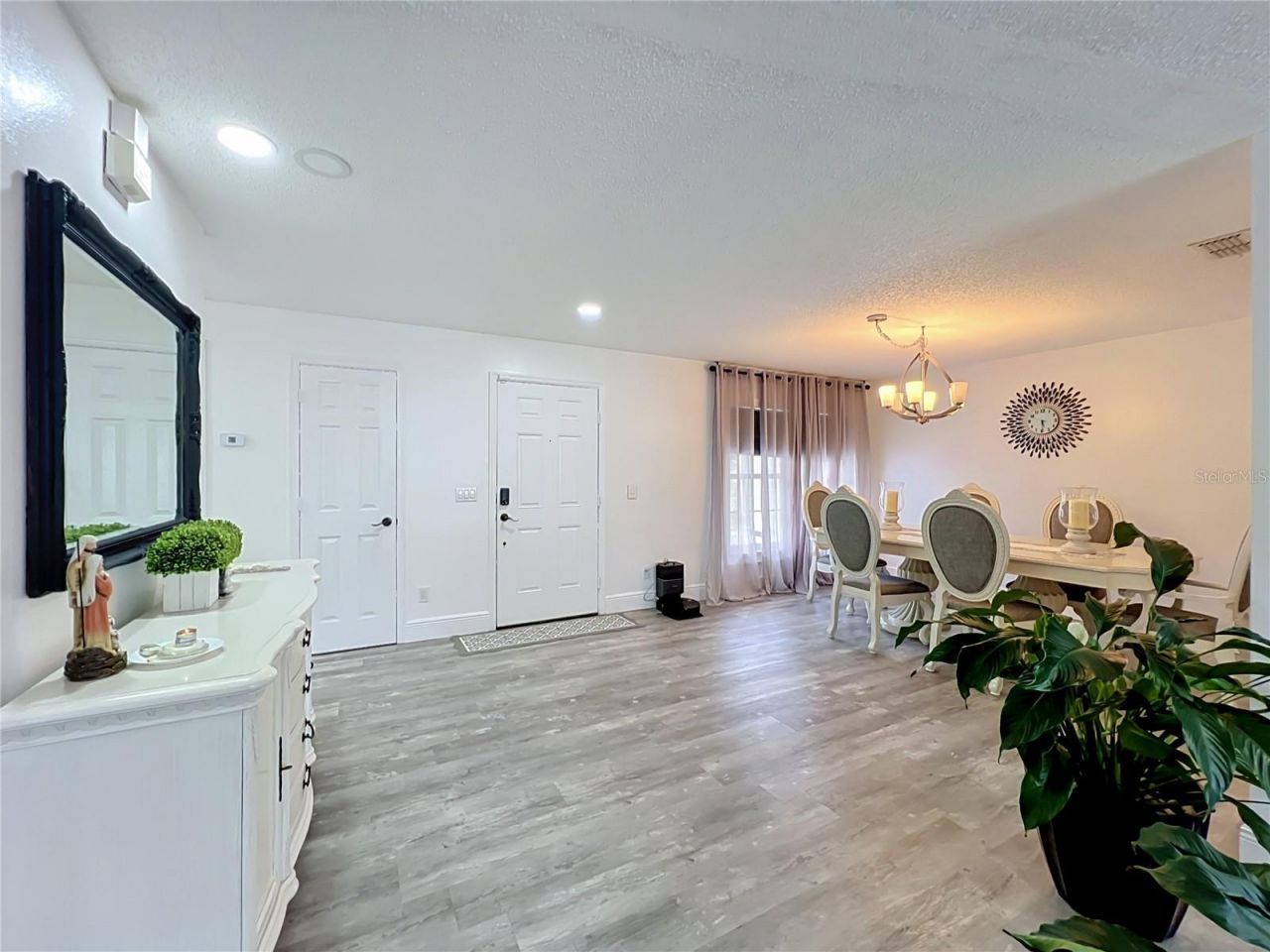 3275 Amberley Park Circle , Kissimmee, FL 34743 Photo