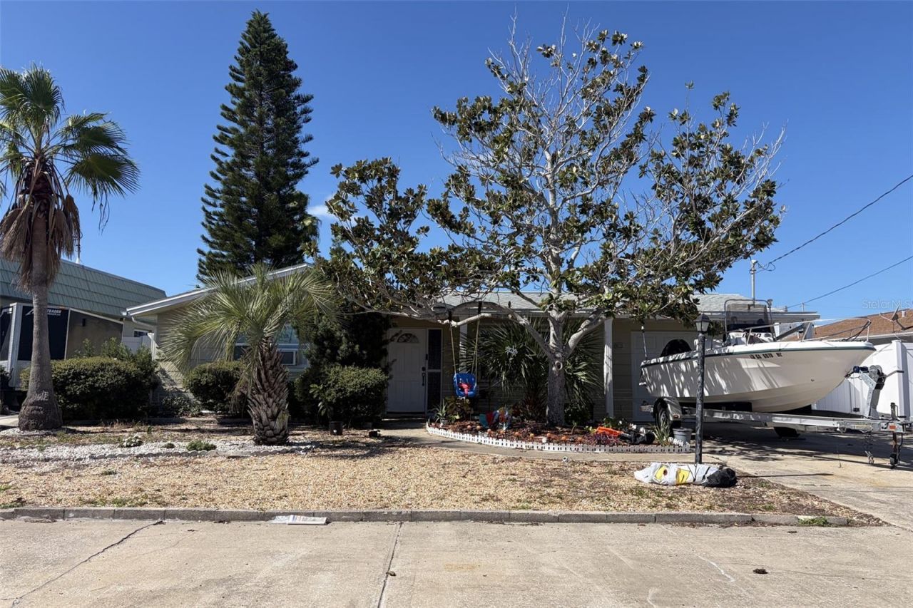 12517 Coffee Hill Row, Hudson, FL 34667 Photo