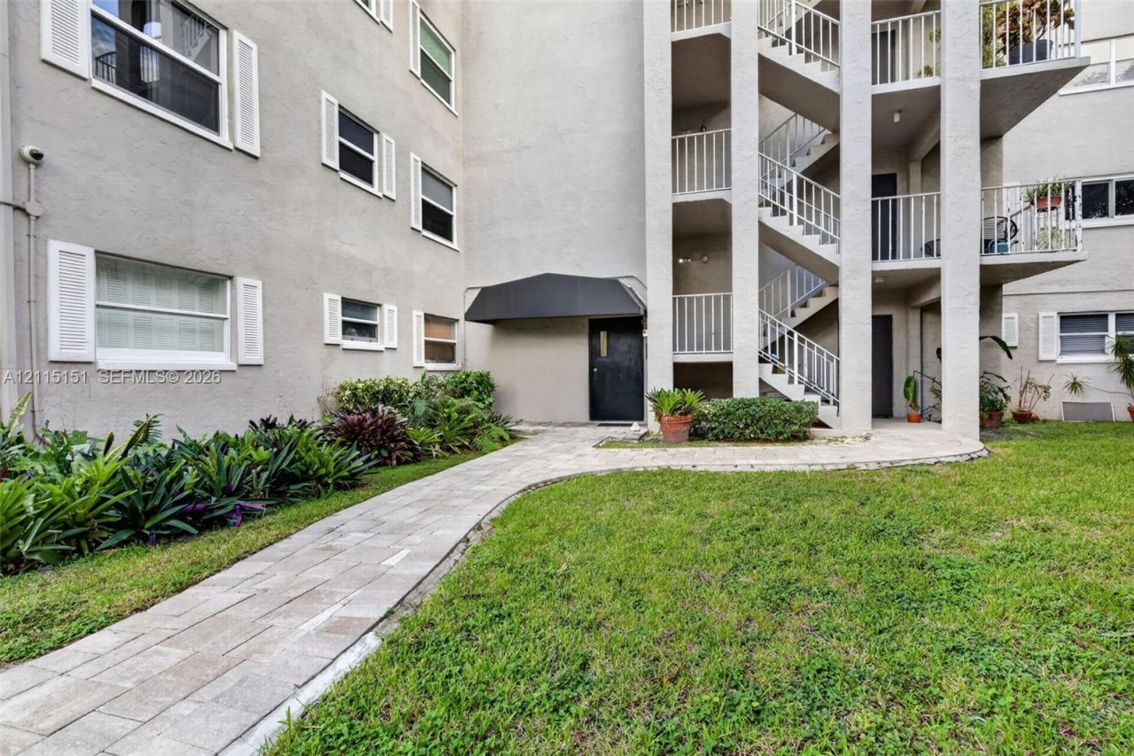 5951 NE 14th Lane , Unit 408N, Fort Lauderdale, FL 33334 Photo