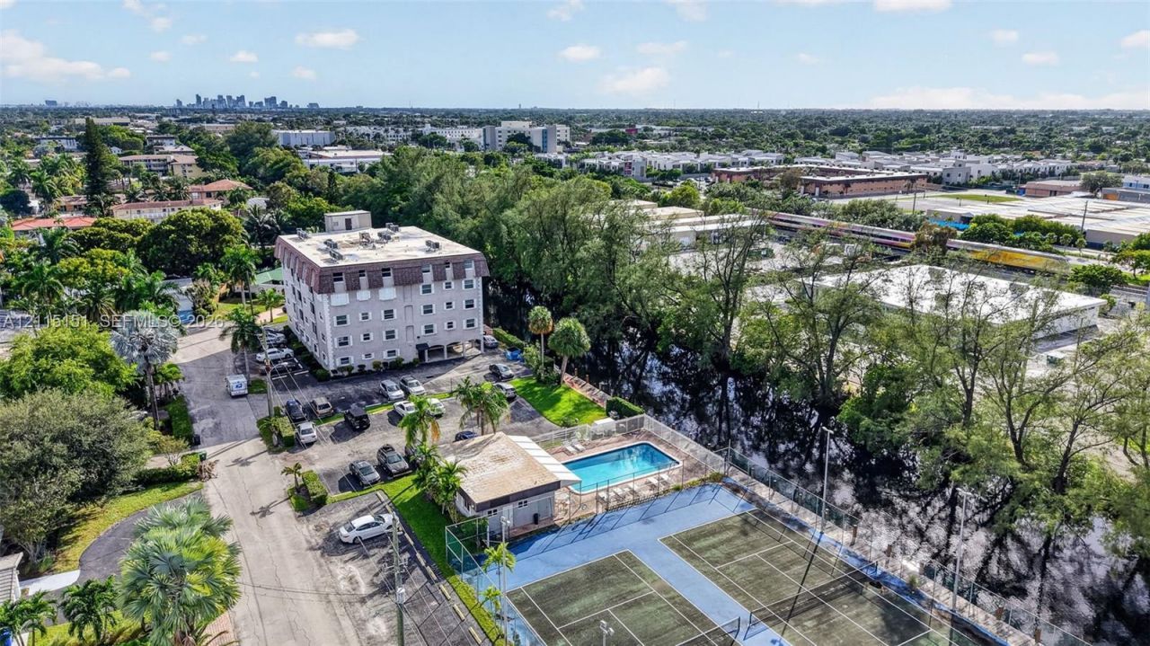 5951 NE 14th Lane , Unit 408N, Fort Lauderdale, FL 33334 Photo