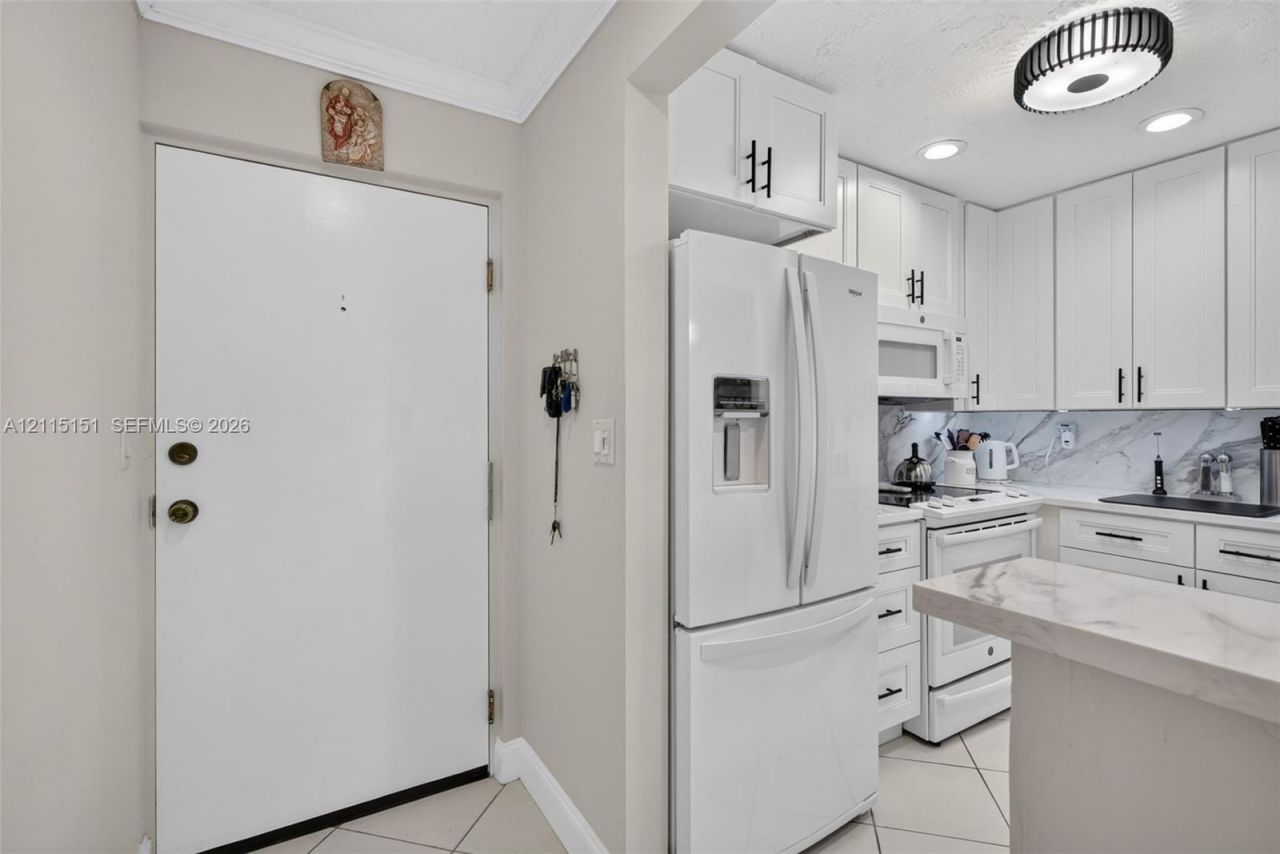 5951 NE 14th Lane , Unit 408N, Fort Lauderdale, FL 33334 Photo
