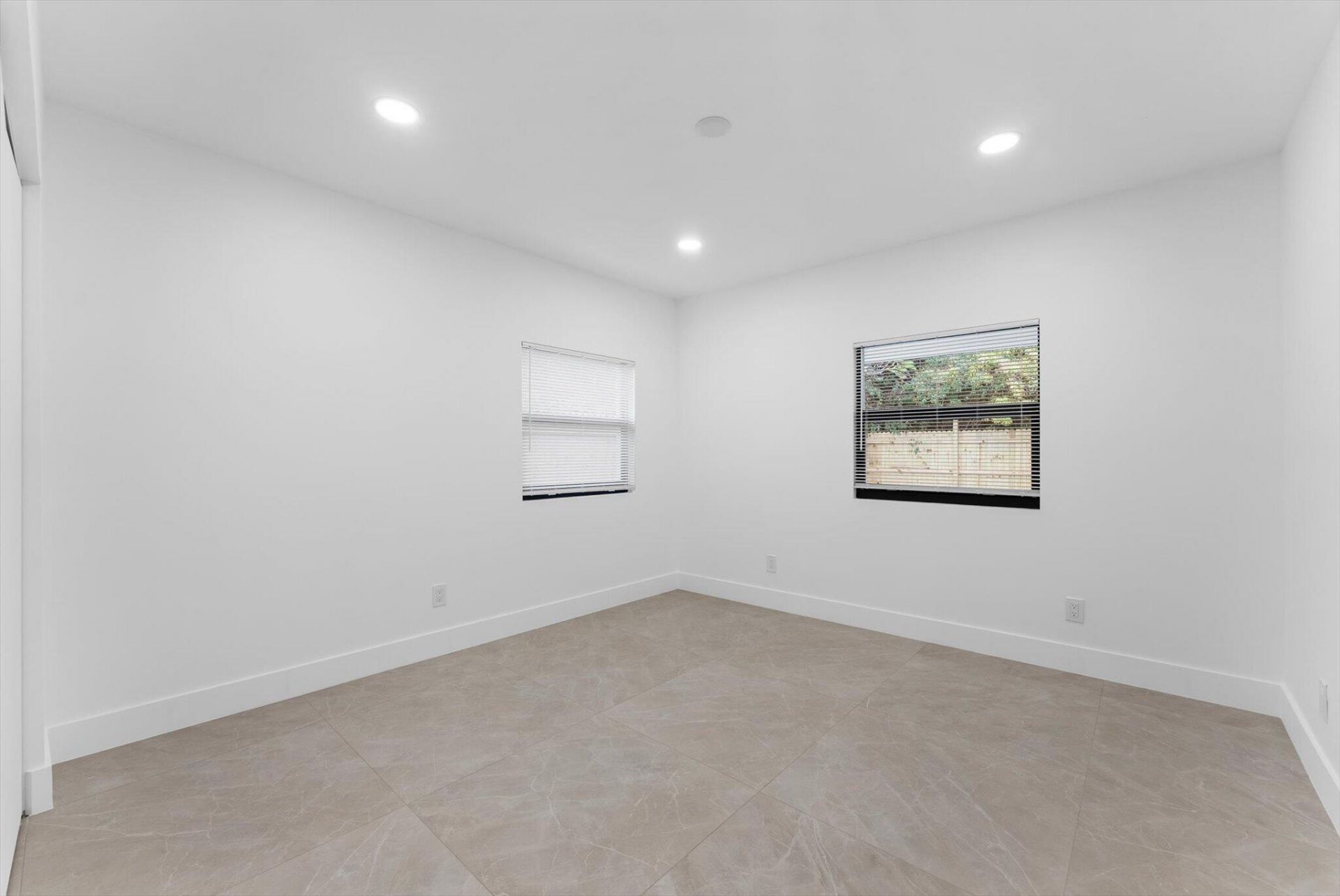 162 SE 27th Way, Boynton Beach, FL 33435 Photo