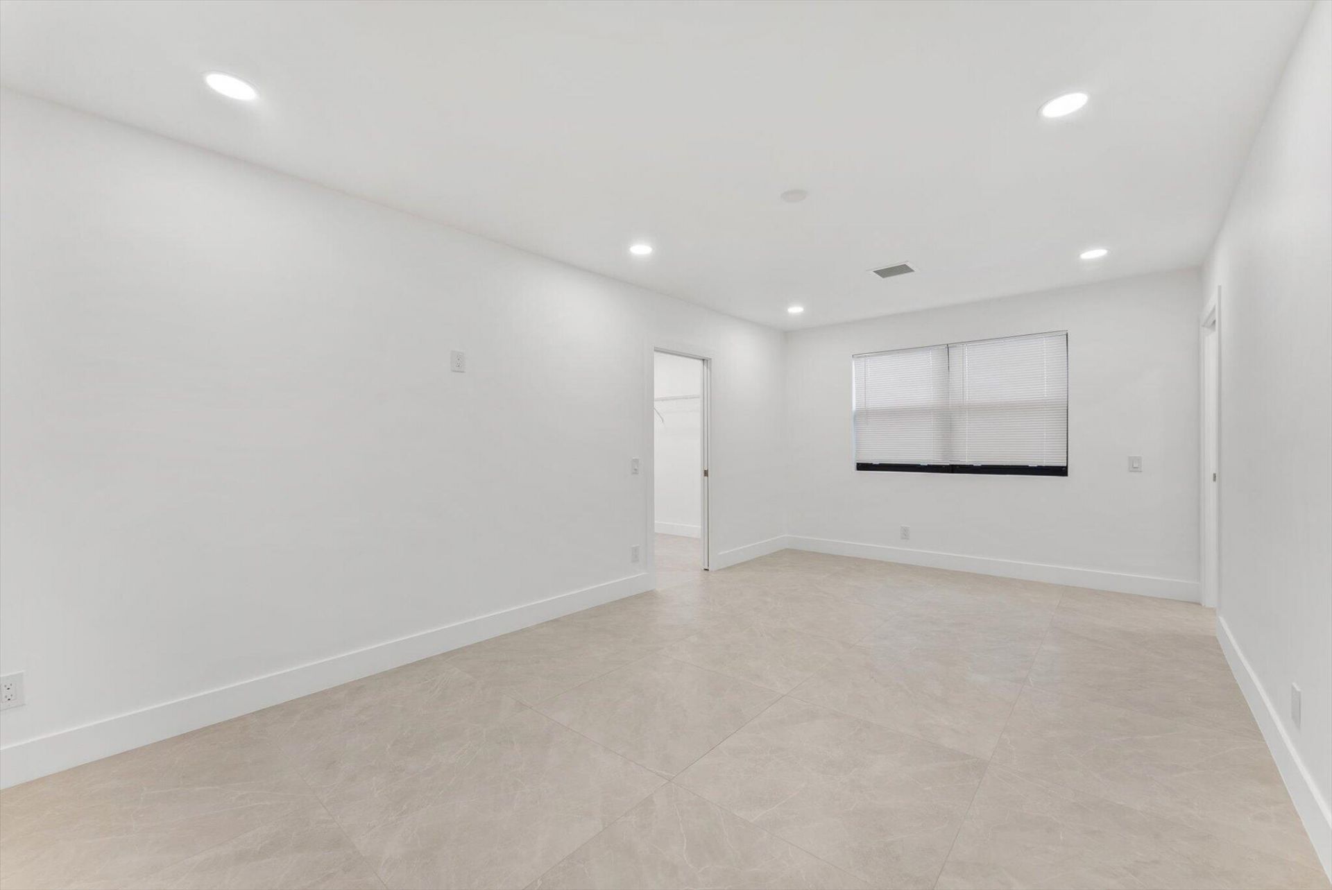 162 SE 27th Way, Boynton Beach, FL 33435 Photo