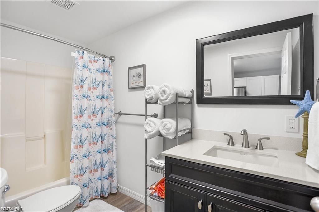 412 Harbor Ct , Fort Myers Beach, FL 33931 Photo