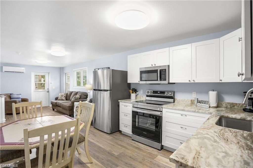 412 Harbor Ct , Fort Myers Beach, FL 33931 Photo