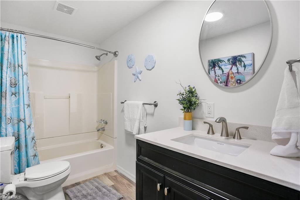 412 Harbor Ct , Fort Myers Beach, FL 33931 Photo
