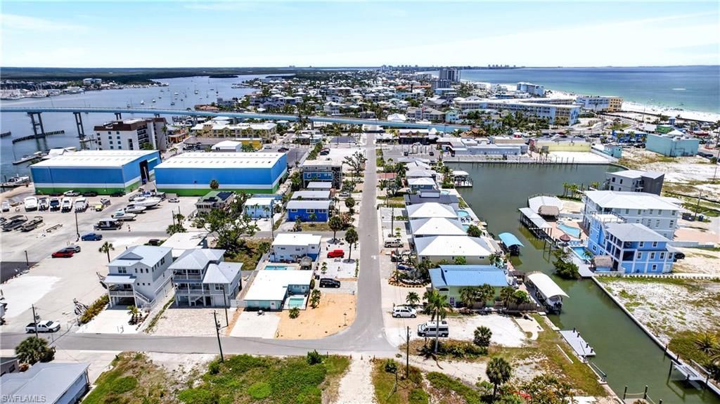 412 Harbor Ct , Fort Myers Beach, FL 33931 Photo