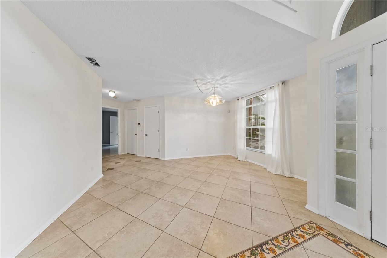 3701 Beaver Ridge Drive, Orlando, FL 32829 Photo