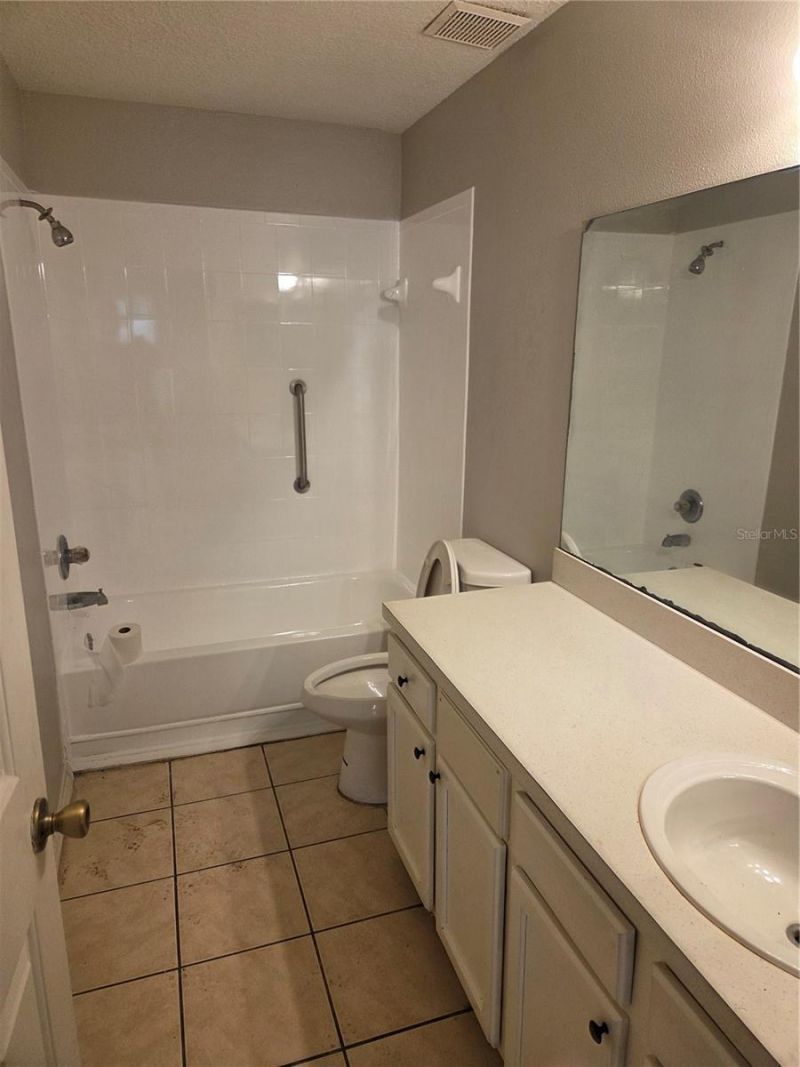 2818 Locicero Drive , Tampa, FL 33619 Photo