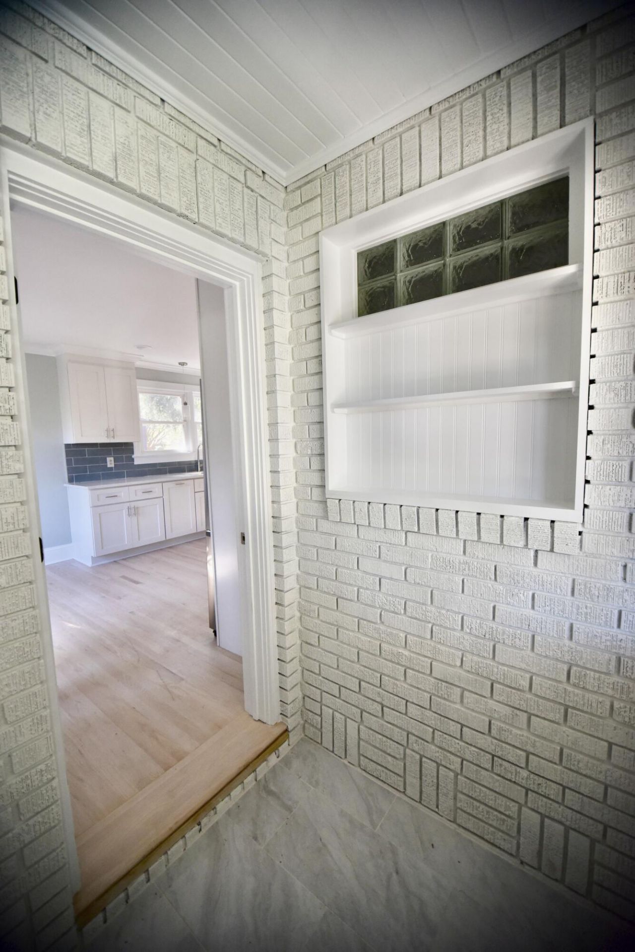 5068 Victoria Avenue Photo 30