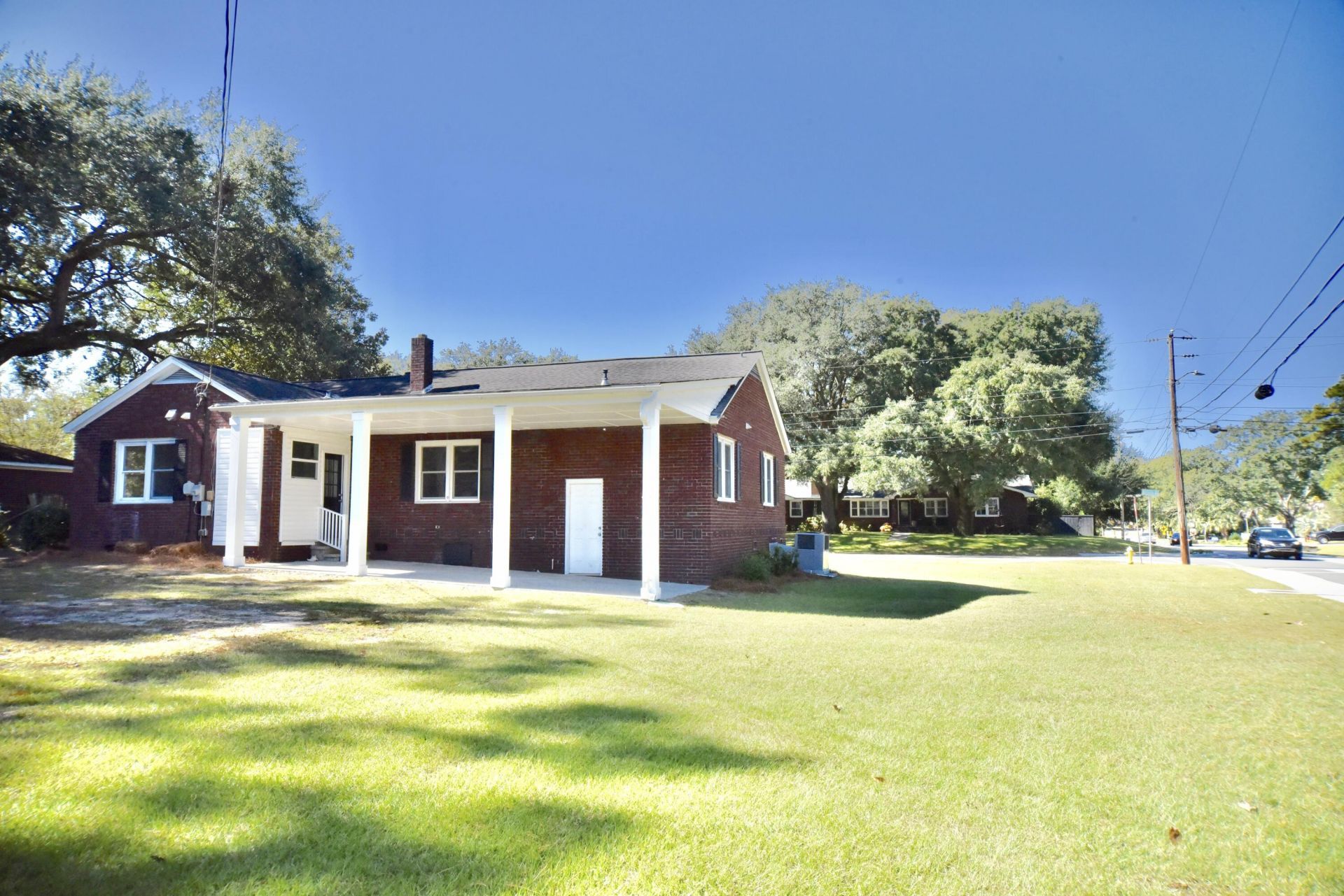 5068 Victoria Avenue Photo 32