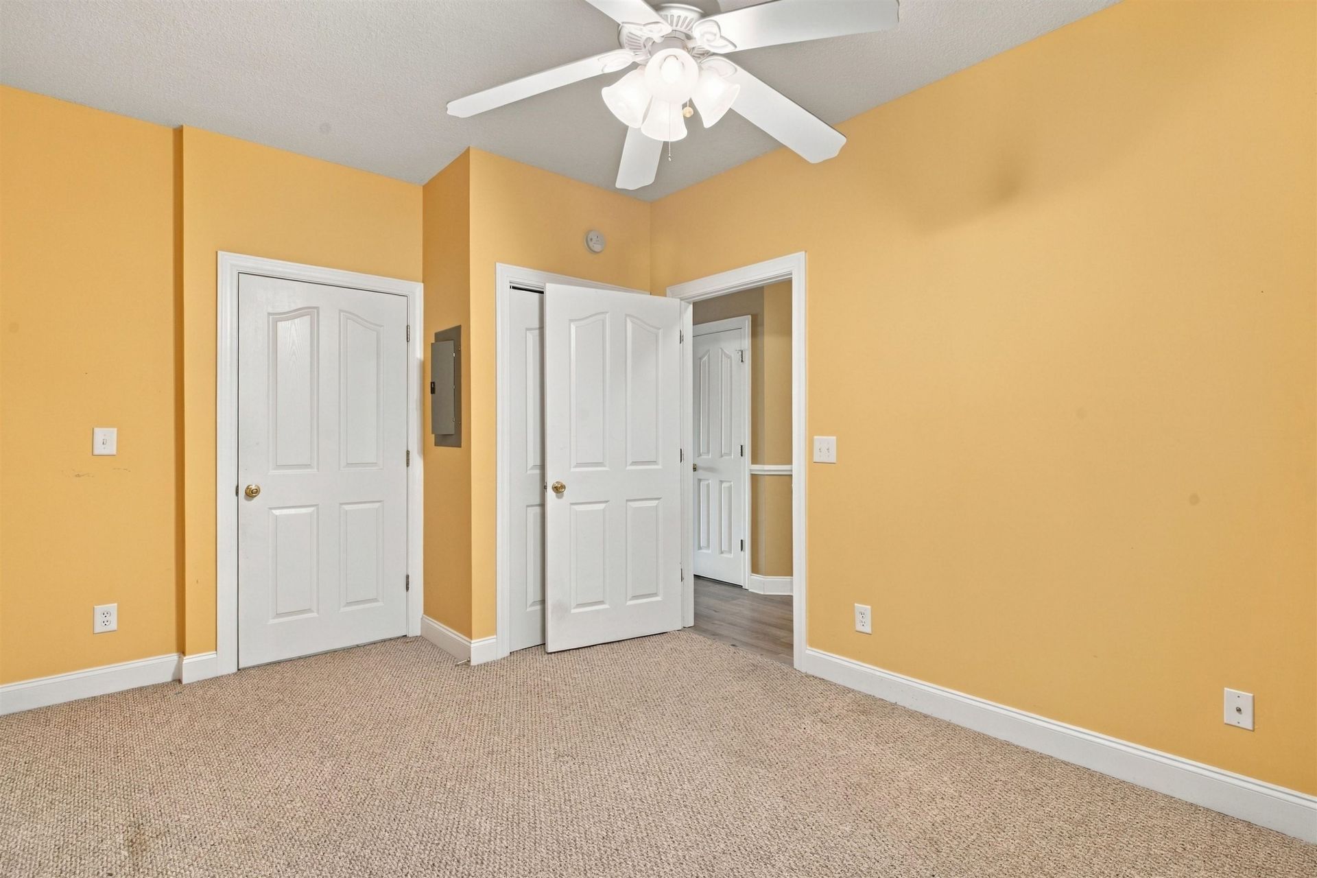 4503 West Harbour Ct.  Photo 5