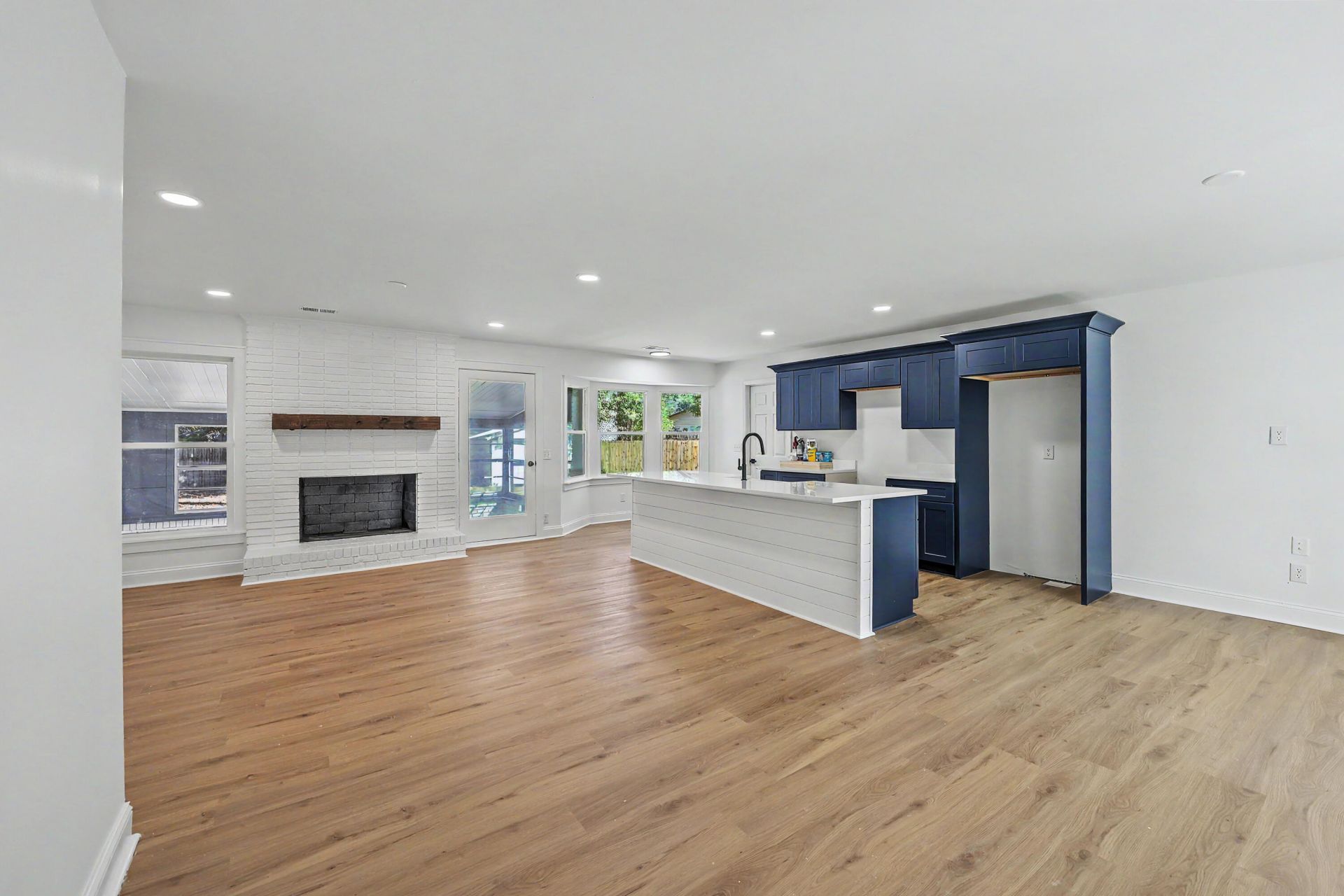 103 Sandtrap Road Photo 7