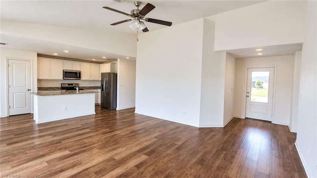 181 Blackstone Dr , Fort Myers, FL 33913 Photo