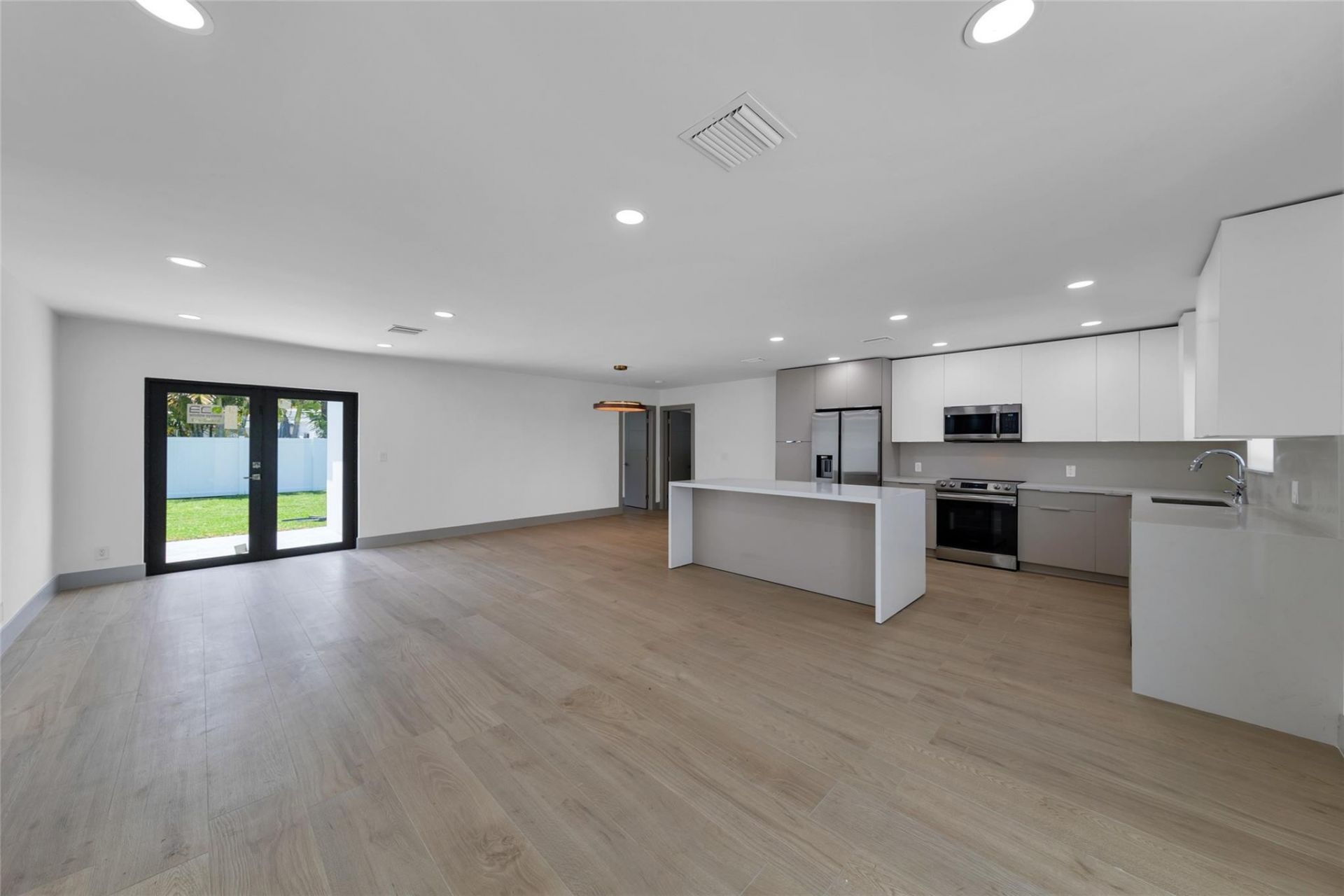3231 NE 27th Terrace, Lighthouse Point, FL 33064 Photo
