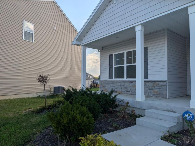1802 Oak Cove, Goshen Township, OH 45122 Photo 2