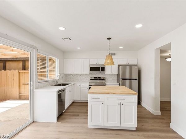 4627 Bountiful Way , Las Vegas, NV 89121
