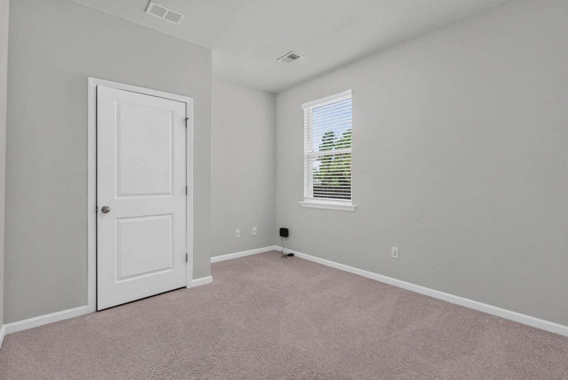 639 Silver Spruce Street Photo 64