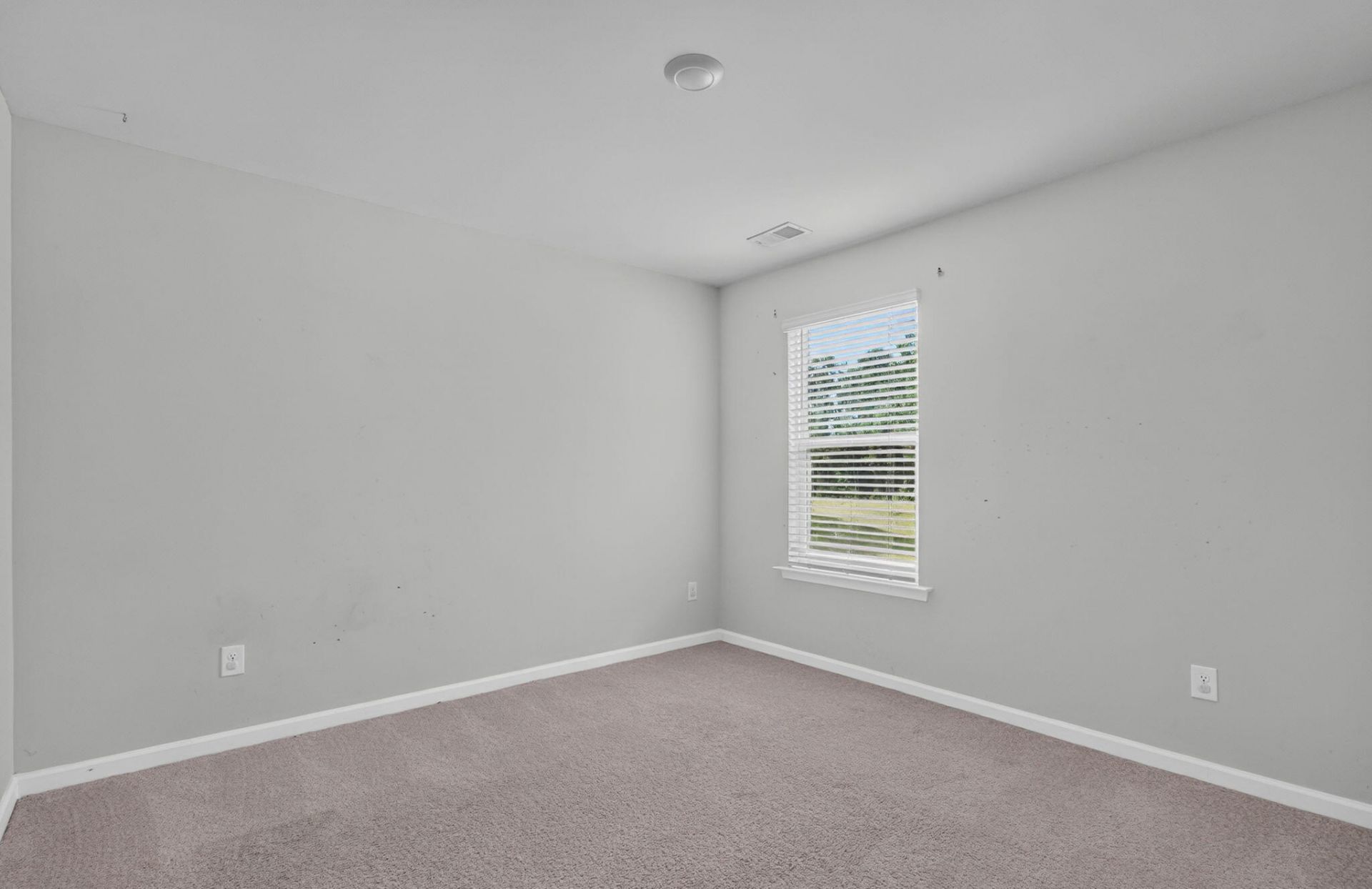 639 Silver Spruce Street Photo 76