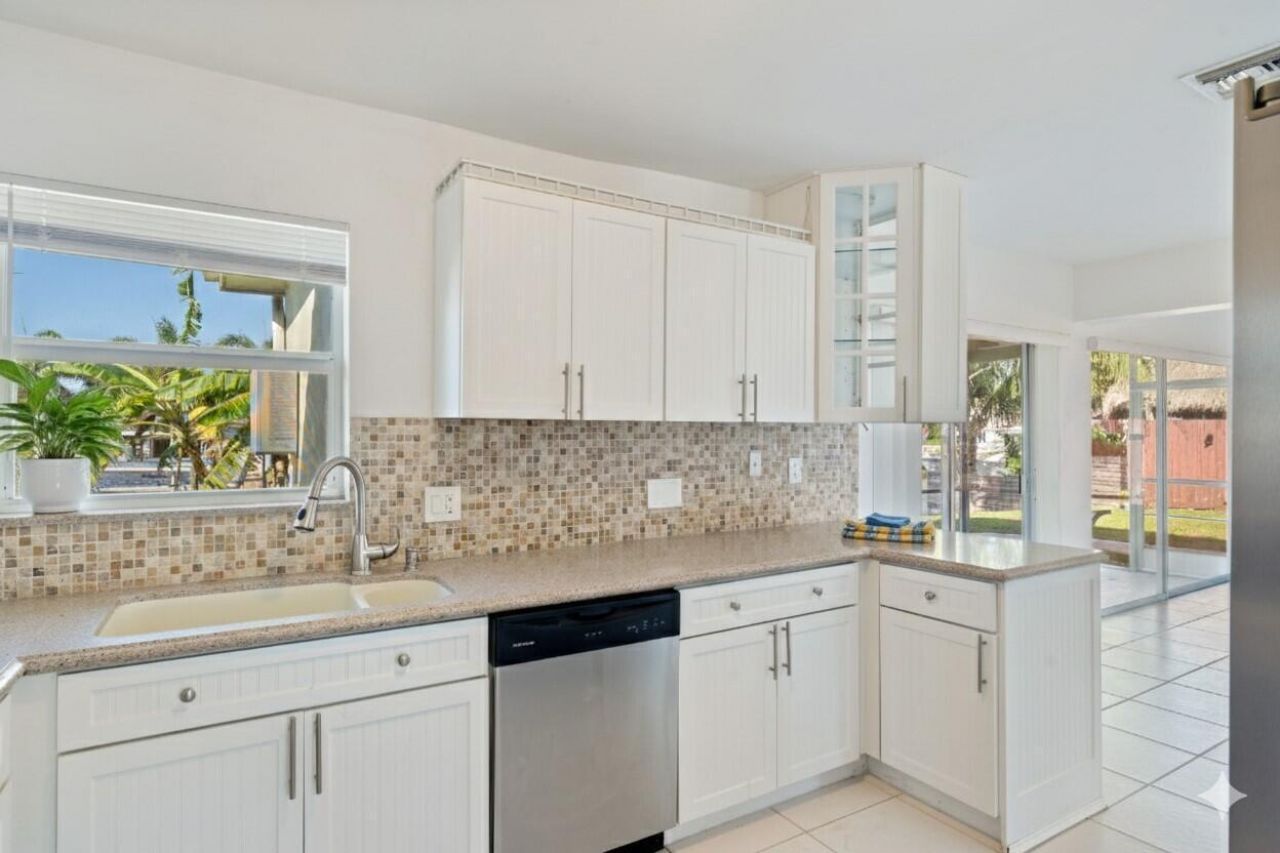 1001 SE 5th Avenue, Pompano Beach, FL 33060 Photo