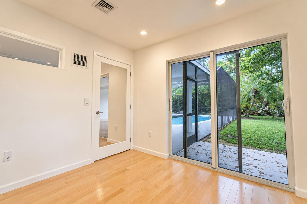 11890 SW 72nd Place, Pinecrest, FL 33156 Photo