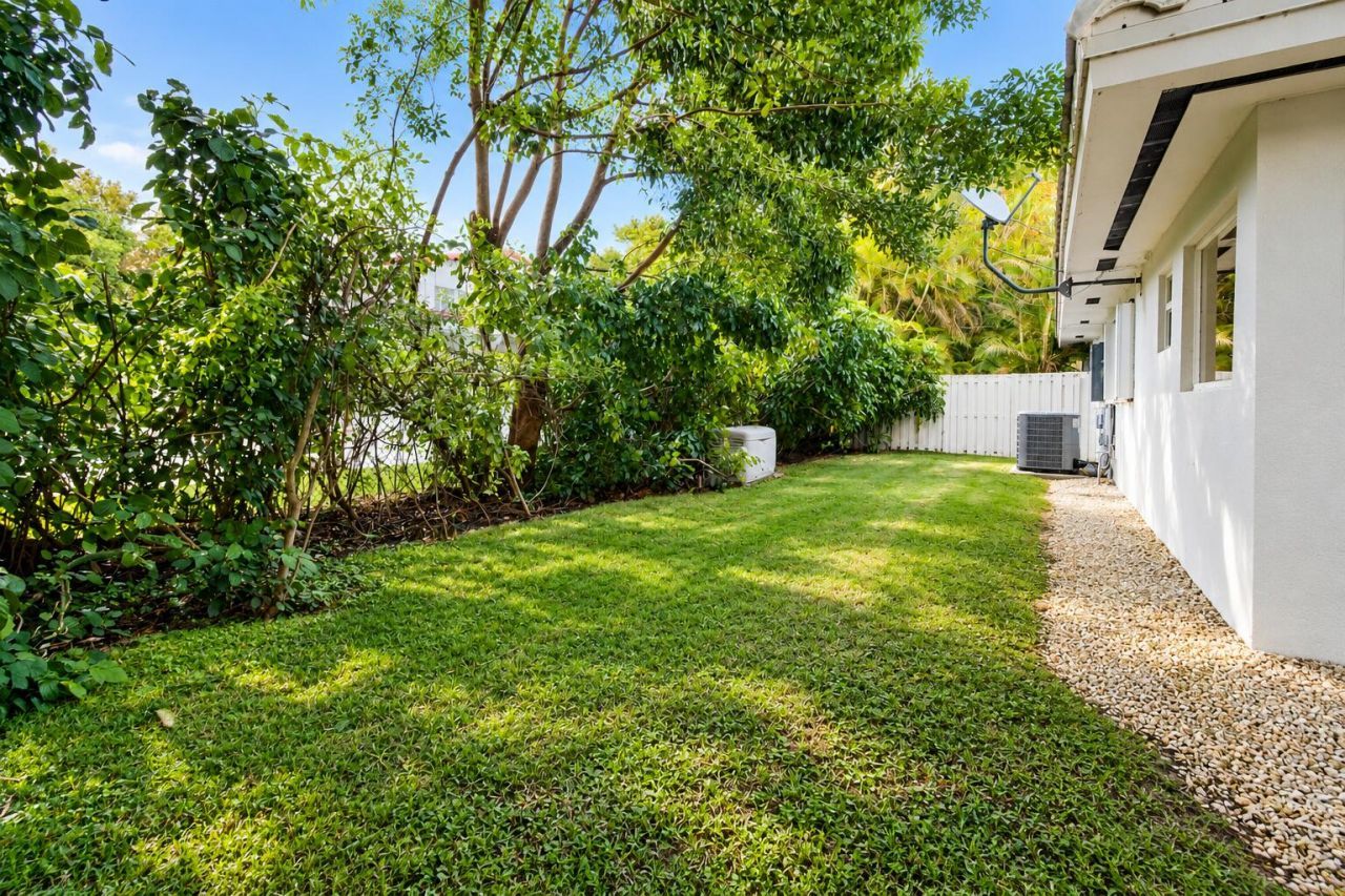 11890 SW 72nd Place, Pinecrest, FL 33156 Photo