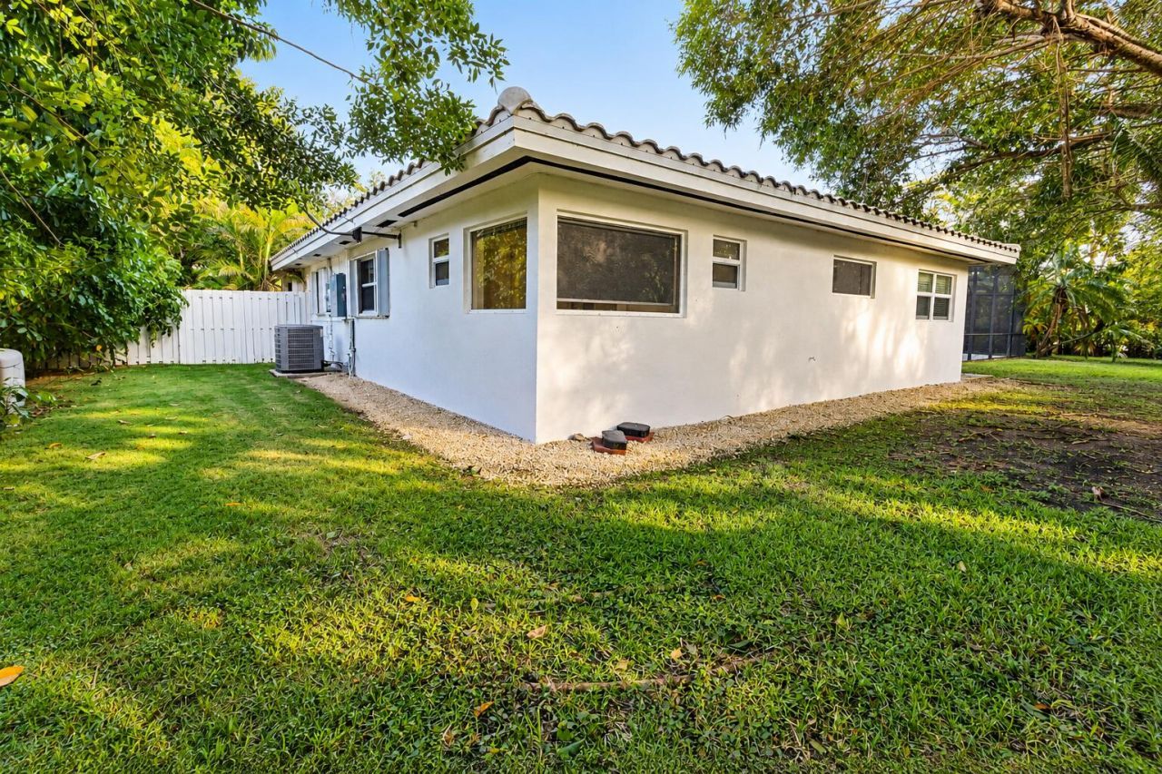 11890 SW 72nd Place, Pinecrest, FL 33156 Photo