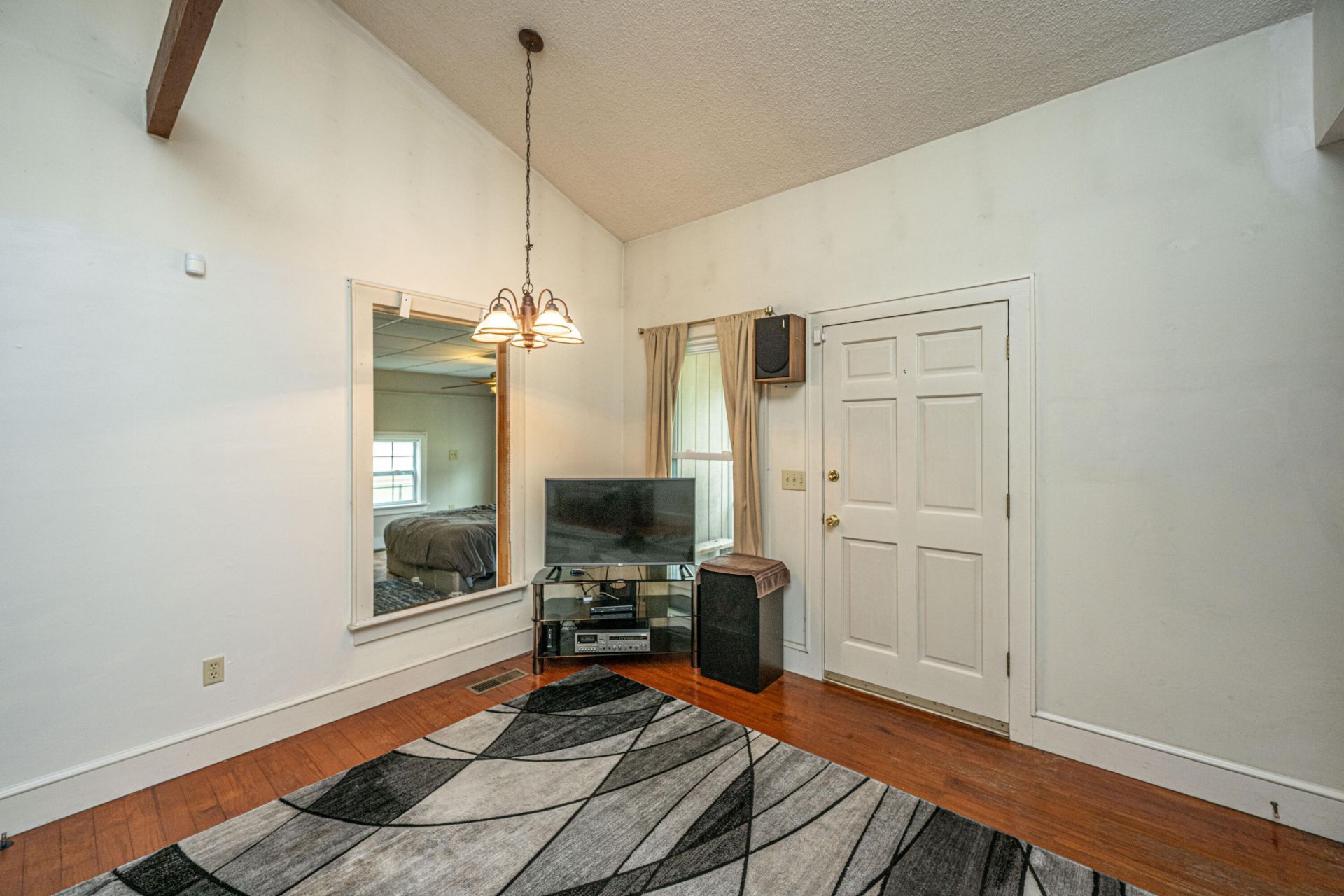 3279 Wire Road Photo 11