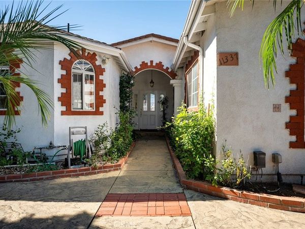 11337 Hayvenhurst Avenue, Granada Hills, CA 91344